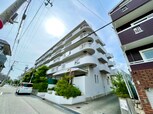 シャムロックコ－ト西岡本