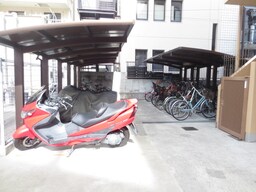 バイク置き場