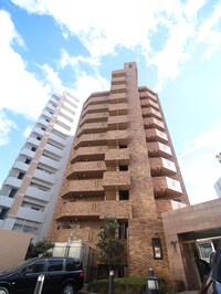 セントファミーユ江坂(301)