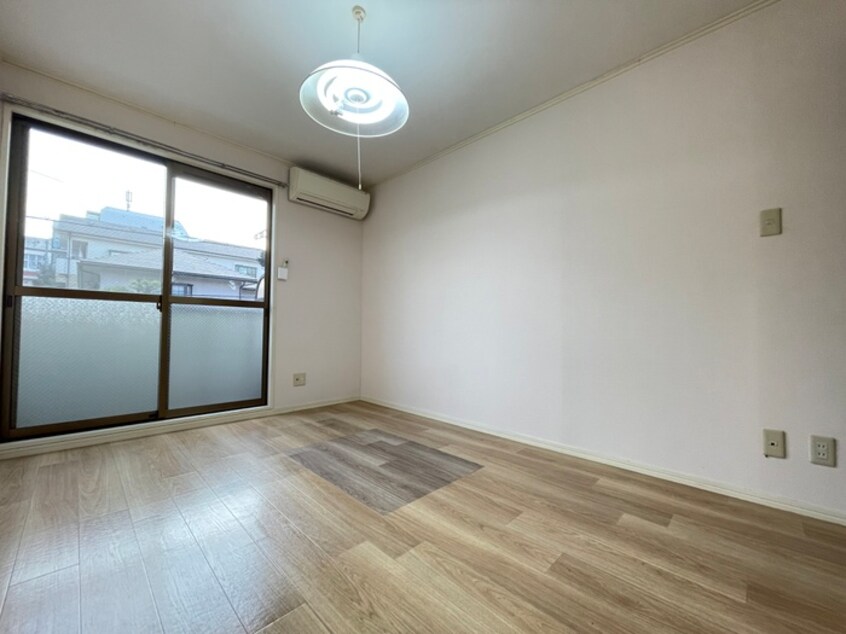 居室 ピュア中山手