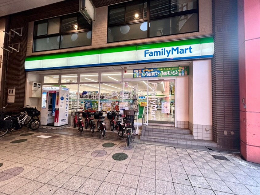 ファミリーマート駒川中野店(コンビニ)まで230m スプランディッド駒川中野駅前