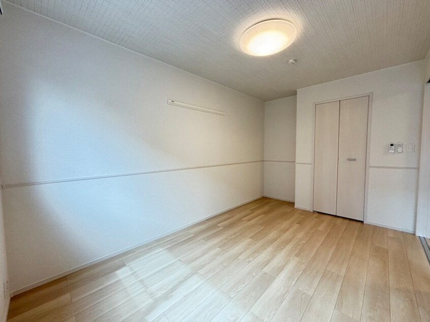 居室 スペチアーレ　ドゥーエ