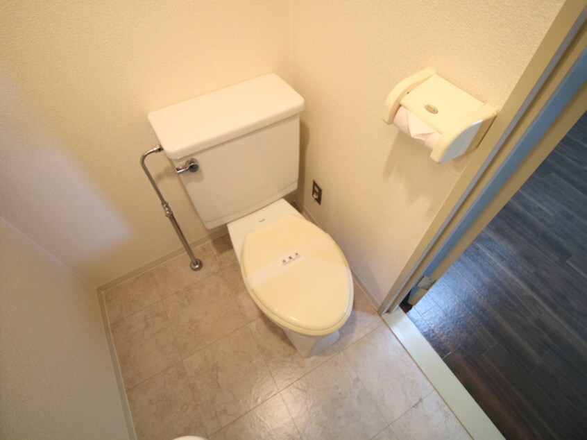 トイレ レッドボールコート上鳥羽