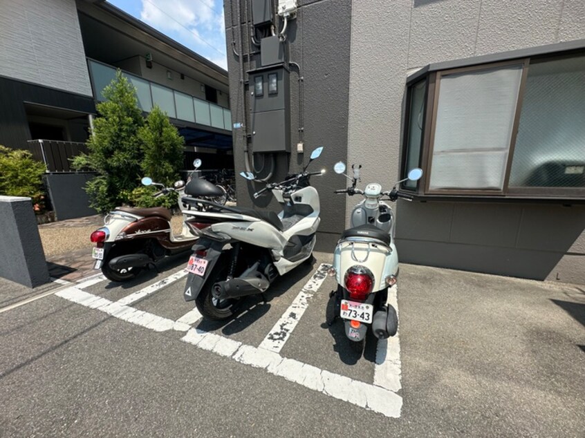 バイク置き場 メゾンたきがわ