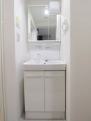 洗面 ノイヴェル小路