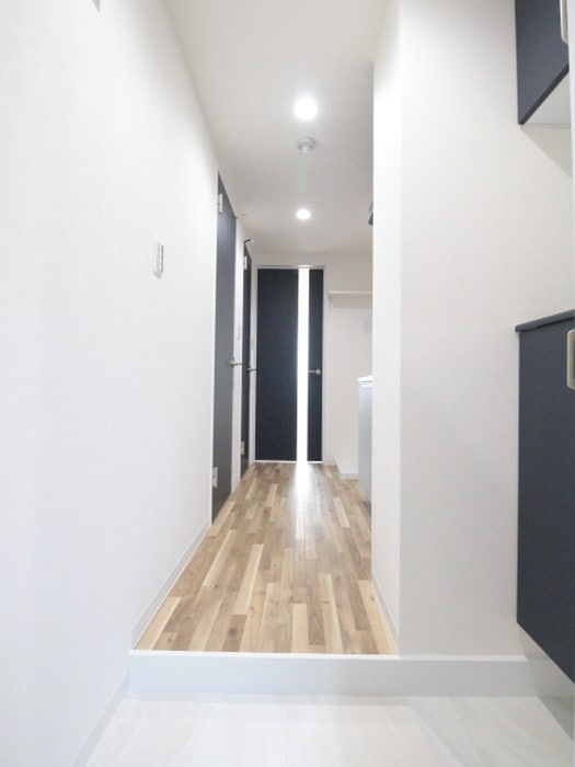 玄関 ノイヴェル小路