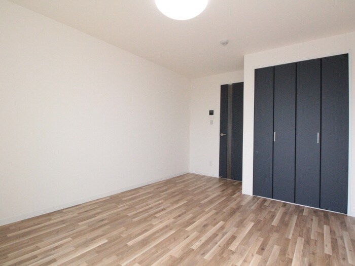 居室 ノイヴェル小路