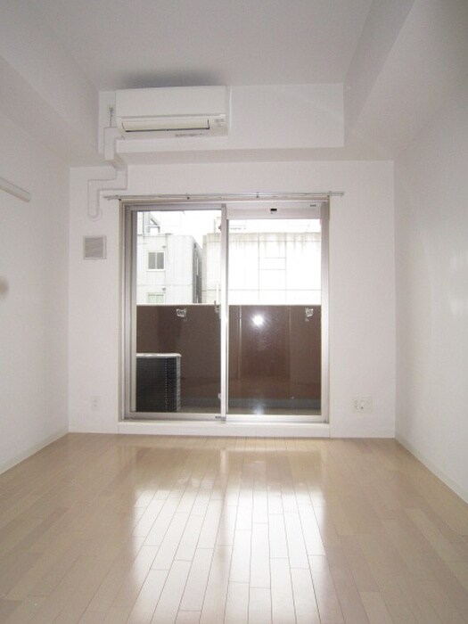 居室 プレサンス天満橋アンジェ(204)