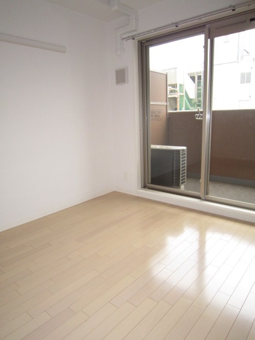 居室 プレサンス天満橋アンジェ(204)