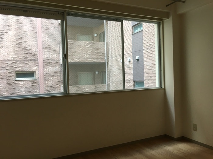 居室 シャルマン小森