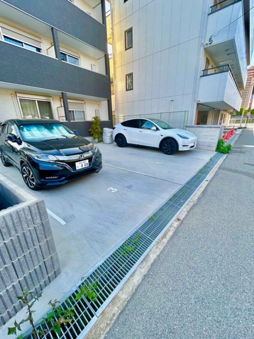 駐車場 ｼﾞｰﾒｿﾞﾝ泉大津ﾍﾞﾙﾋﾞｭｰ