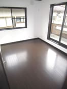 居室 鴬の森町1貸家