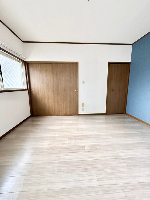 居室 ロワ－ルシャトレ