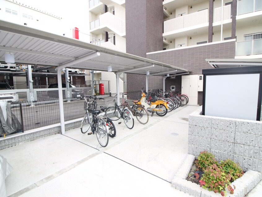 駐輪場 エスペランサ桂川