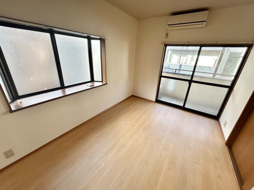 居室 ジョイフル塚口