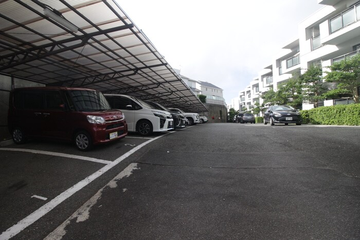 駐車場 ガ－デンハイツ桃山台弐番館