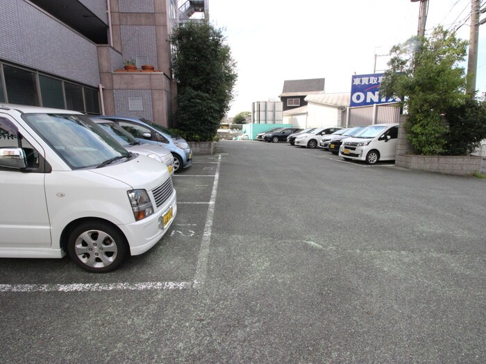 駐車場 ｻﾝﾌﾚﾝﾄﾞﾕｰﾏﾝｼｮﾝ