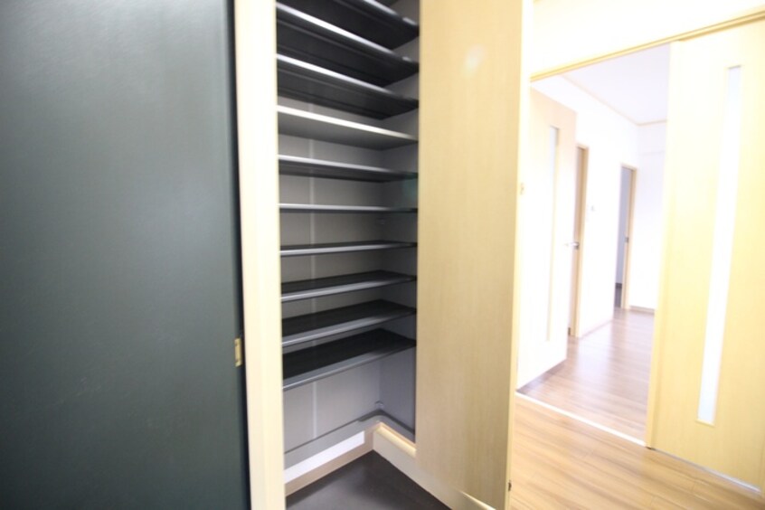 靴箱 エスポワ－ル前川