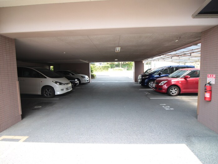 駐車場 セリーゼ茨木