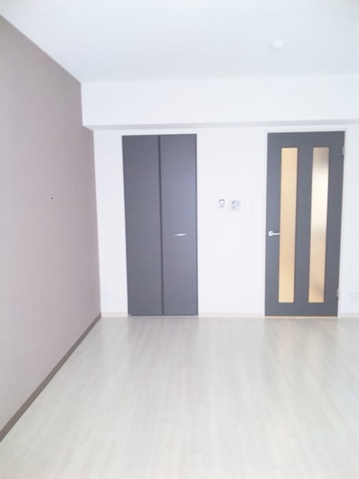 居室 ロ－ズコ－ト花名