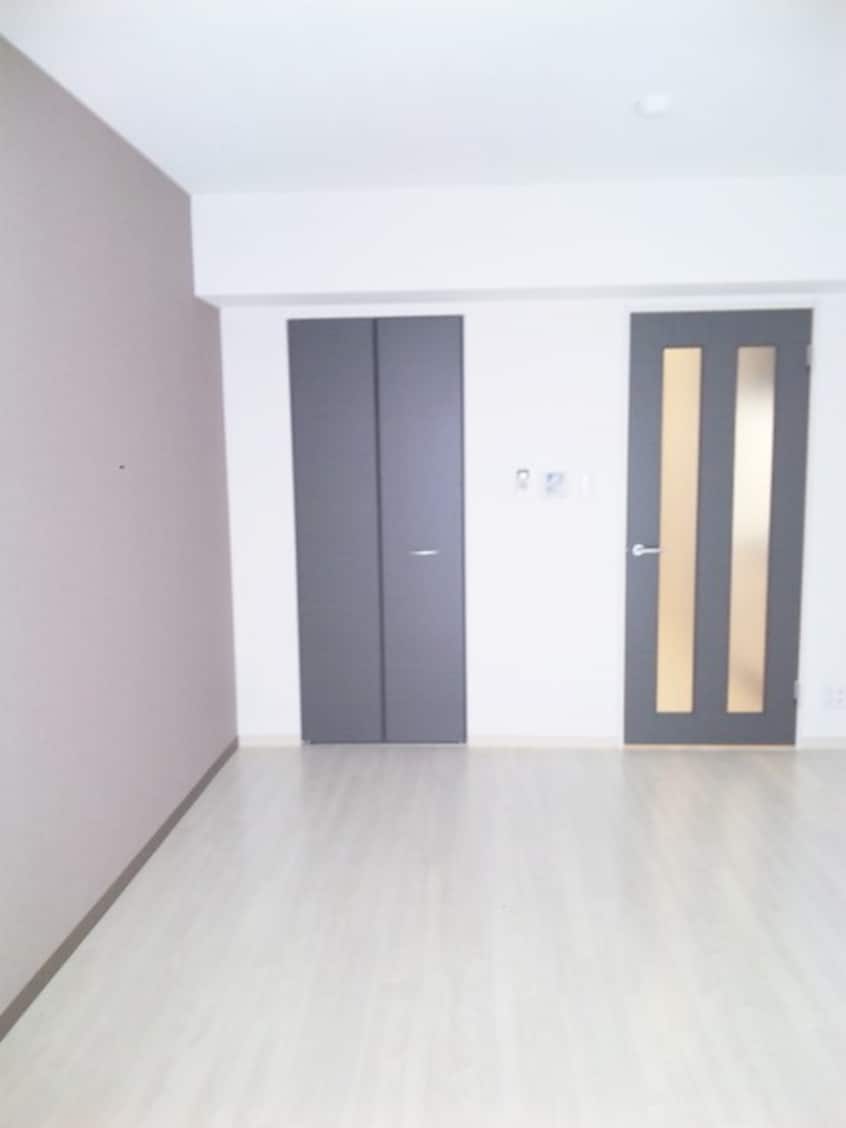 居室 ロ－ズコ－ト花名