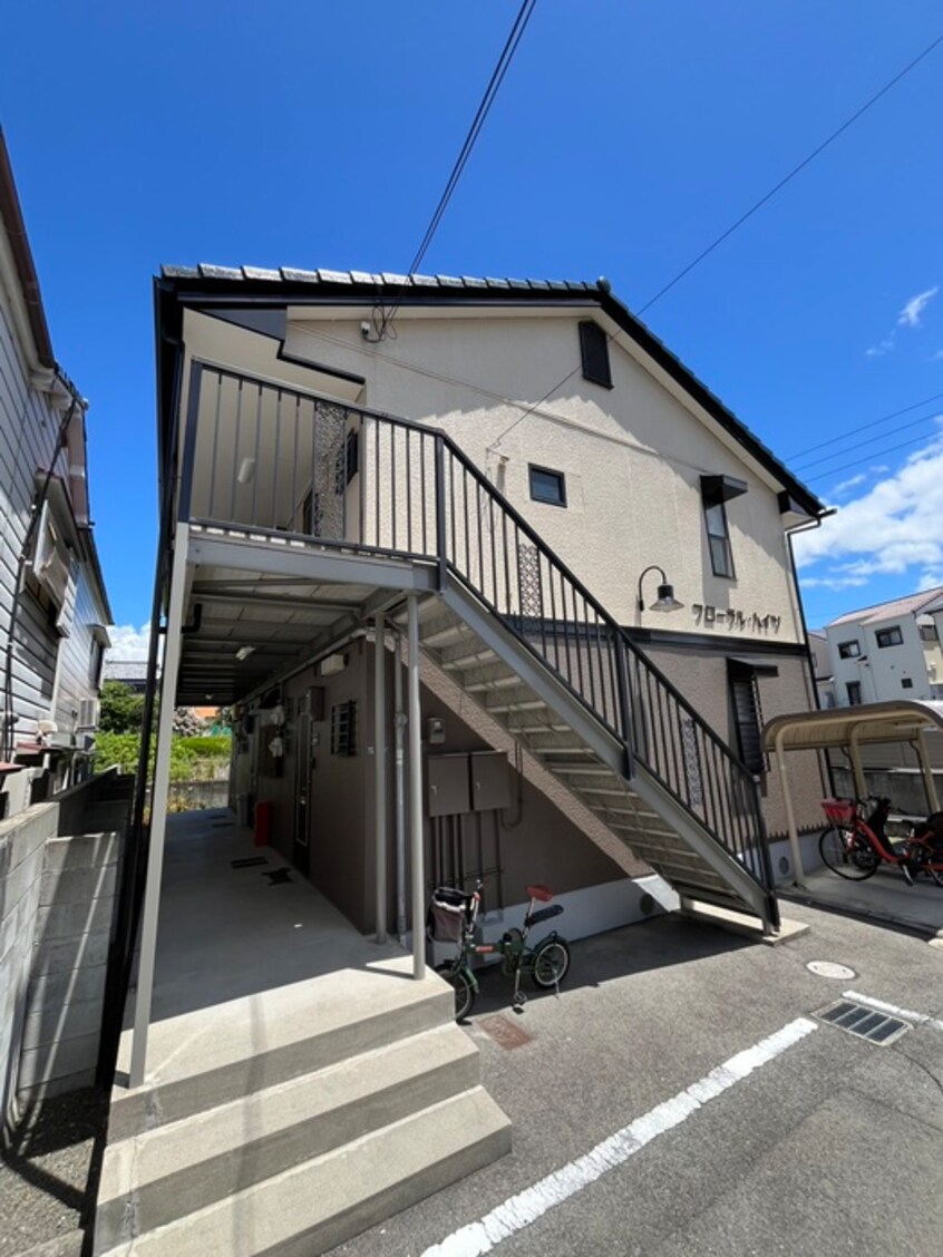 外観写真 フロ－ラルハイツ