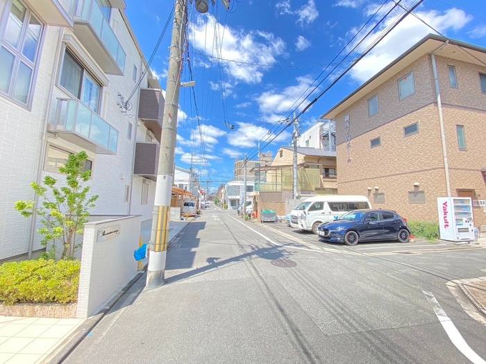 周辺環境 フレグランス上杉