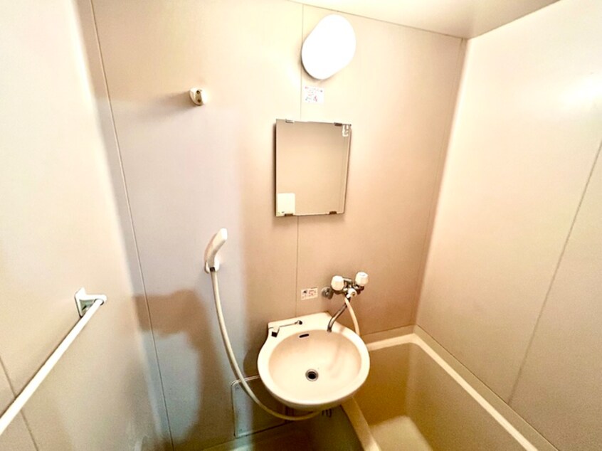 洗面 ラ・ポ－ル鳥飼