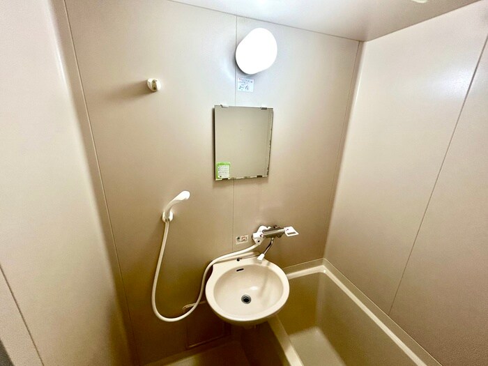 洗面 ラ・ポ－ル鳥飼