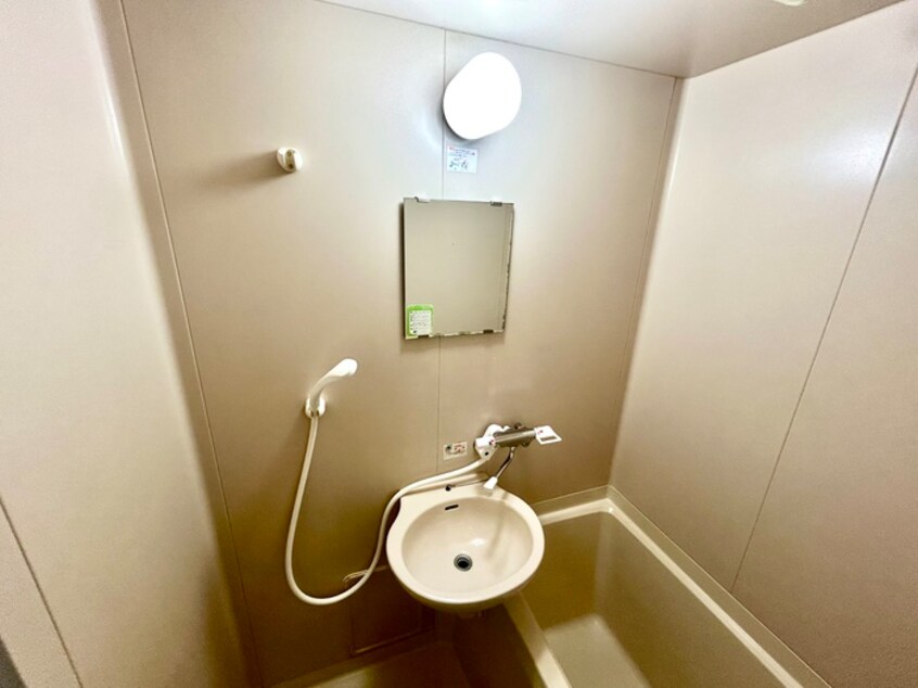 洗面 ラ・ポ－ル鳥飼