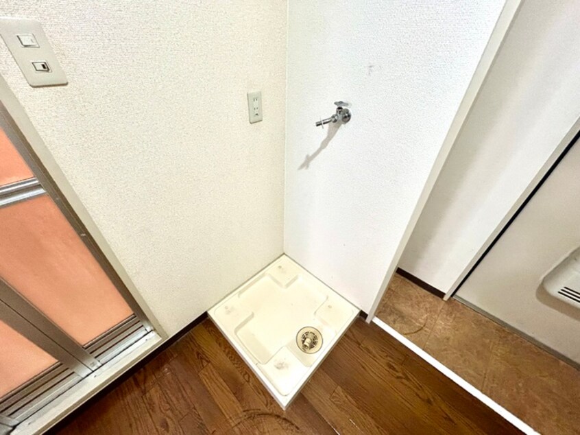 洗濯機置場 ラ・ポ－ル鳥飼