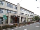 甲東小学校(小学校)まで500m ラピ－ヌ甲東