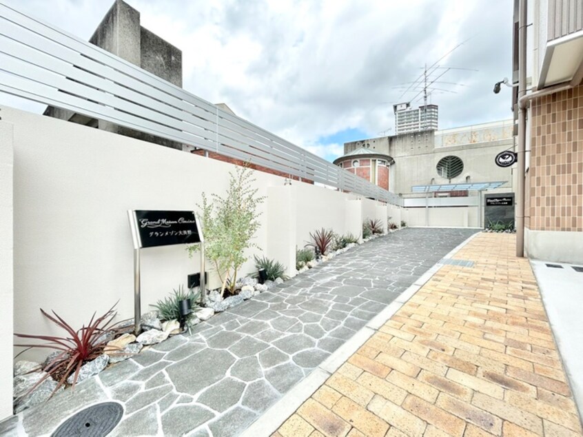 エントランス部分 グランメゾン大美野