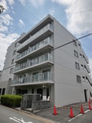 ＳＴ ＭＯＮの外観