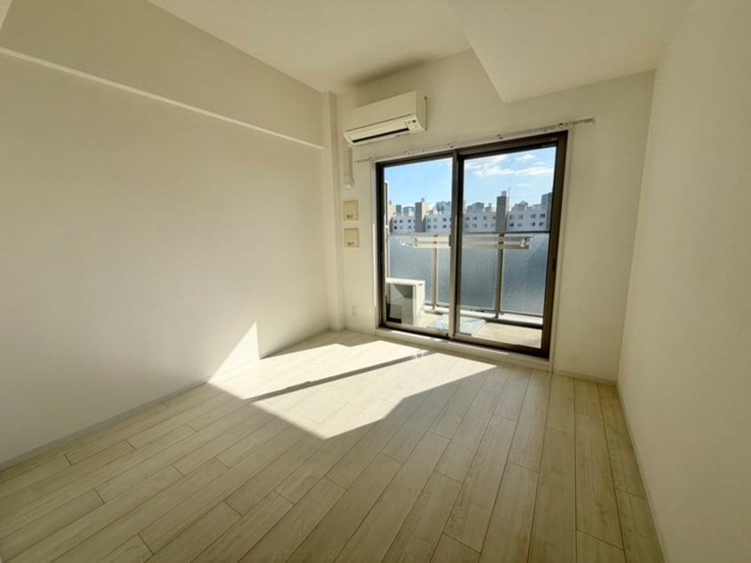 居室 ｴｽﾘｰﾄﾞ新北野ｸﾞﾗﾝﾘﾝｸ（902）