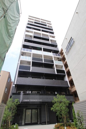 ｴｽﾗｲｽﾞ天王寺EAST(702)