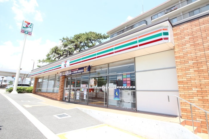 セブンイレブン(コンビニ)まで539m ディアス北町