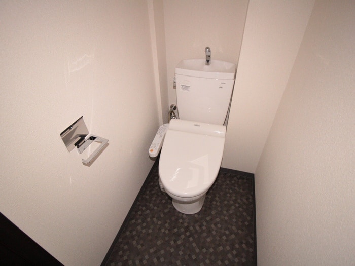 トイレ アスヴェル京都東堀川(205)