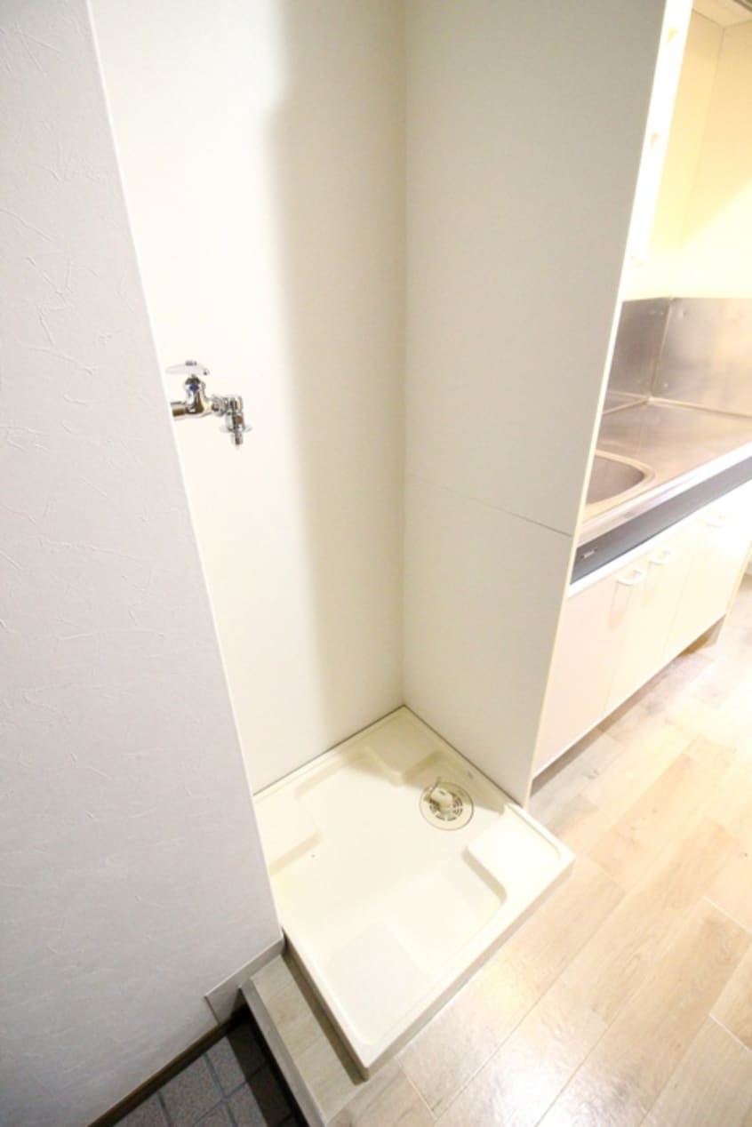 洗濯機置場 ローズコーポ新大阪９