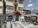 百舌鳥郵便局(郵便局)まで420m アヴェ－リア