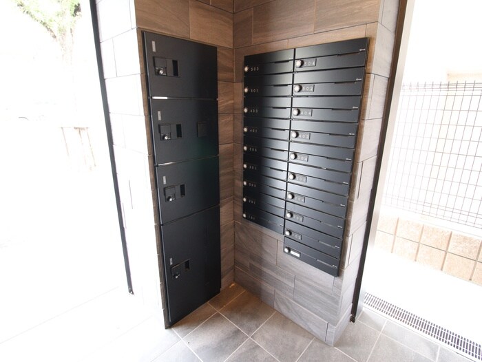 駐輪場 ラヴィベール兵庫