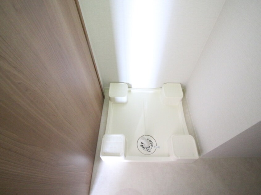 洗濯機置場 ﾛｰﾚﾙｽｸｴｱ健都ｻﾞ･ﾃﾗｽ（512）