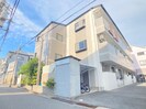 ハイツロイヤルジェムの外観