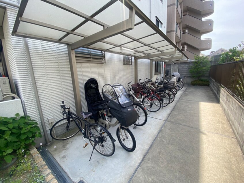 駐輪場 ＰＲＩＭＡＶＥＲＡ