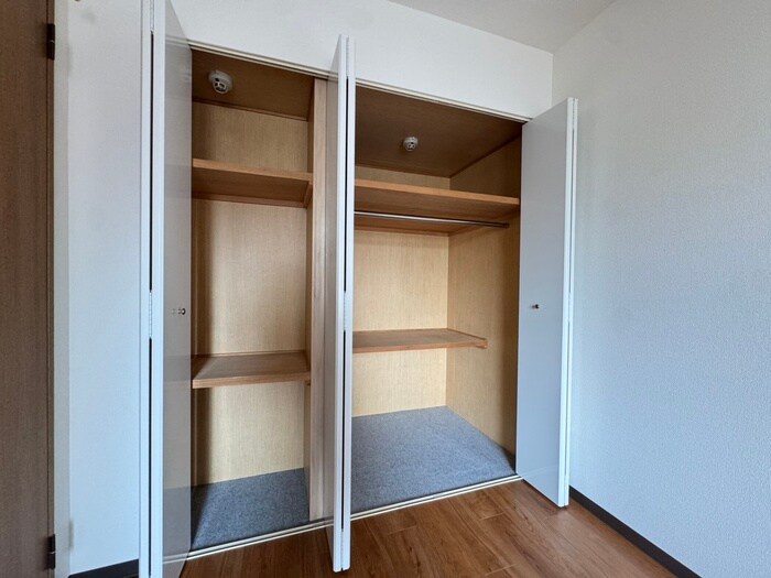 収納 ボヌール錦織公園