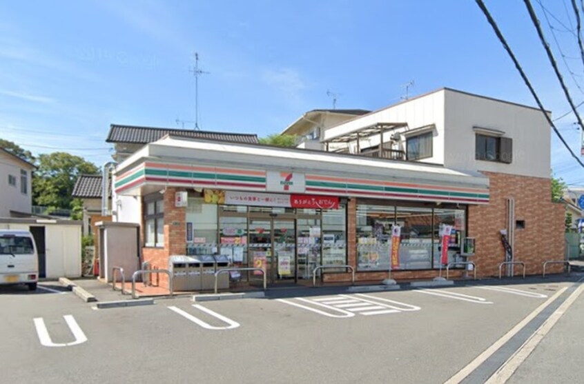 セブン-イレブン 富田林錦織店(コンビニ)まで338m ボヌール錦織公園