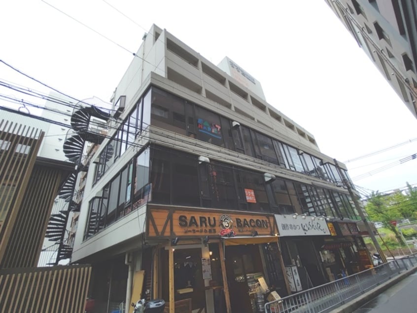 外観写真 江坂パークビル