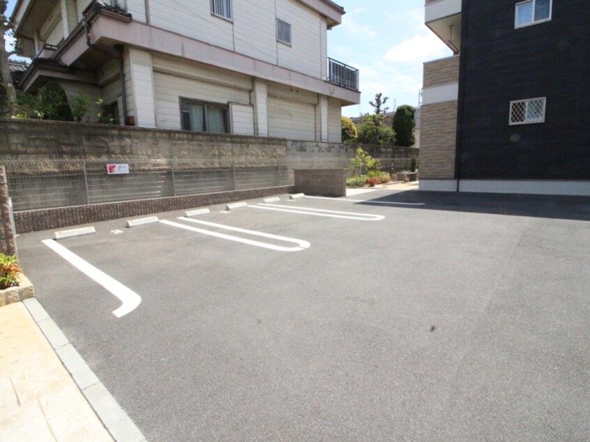 駐車場 エレガントコーエイⅠ
