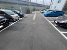 駐車場 カンナビ－ノ