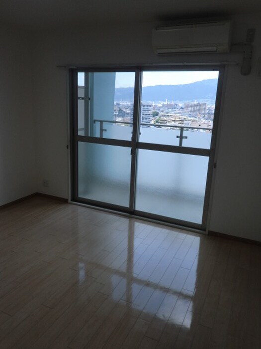 居室 エトワ－ルフィラント